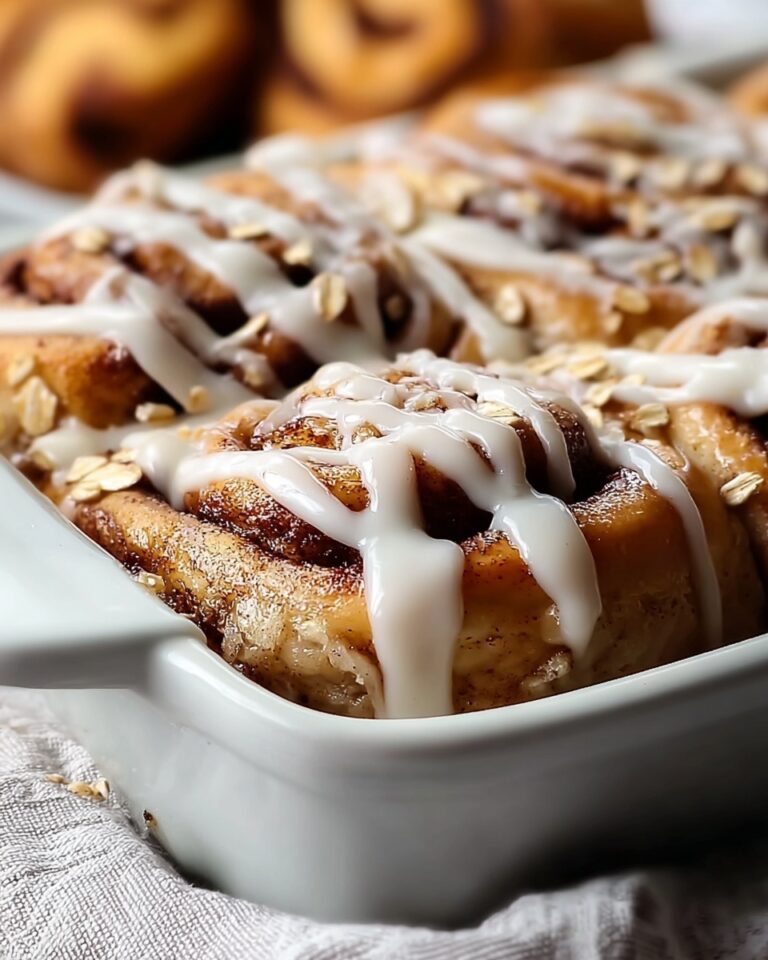 High-Protein Cinnamon Roll Baked Oatmeal Recipe